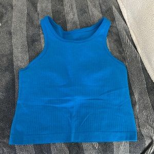 Lululemon Ebb to Street Crop Tank in Poolside size 6, NWOT